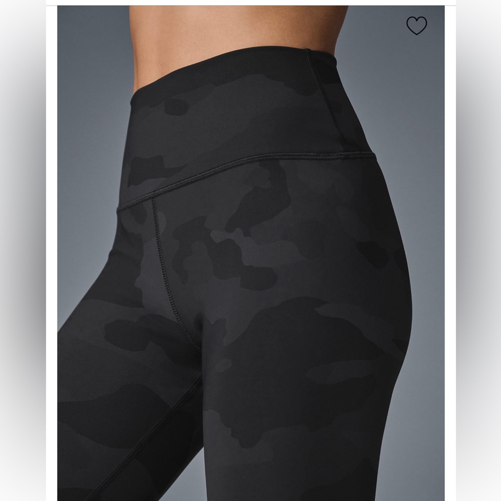 ALO Yoga  High-Waist Camo Vapor Leggings Size Small Made in Portugal - Picture 9 of 10
